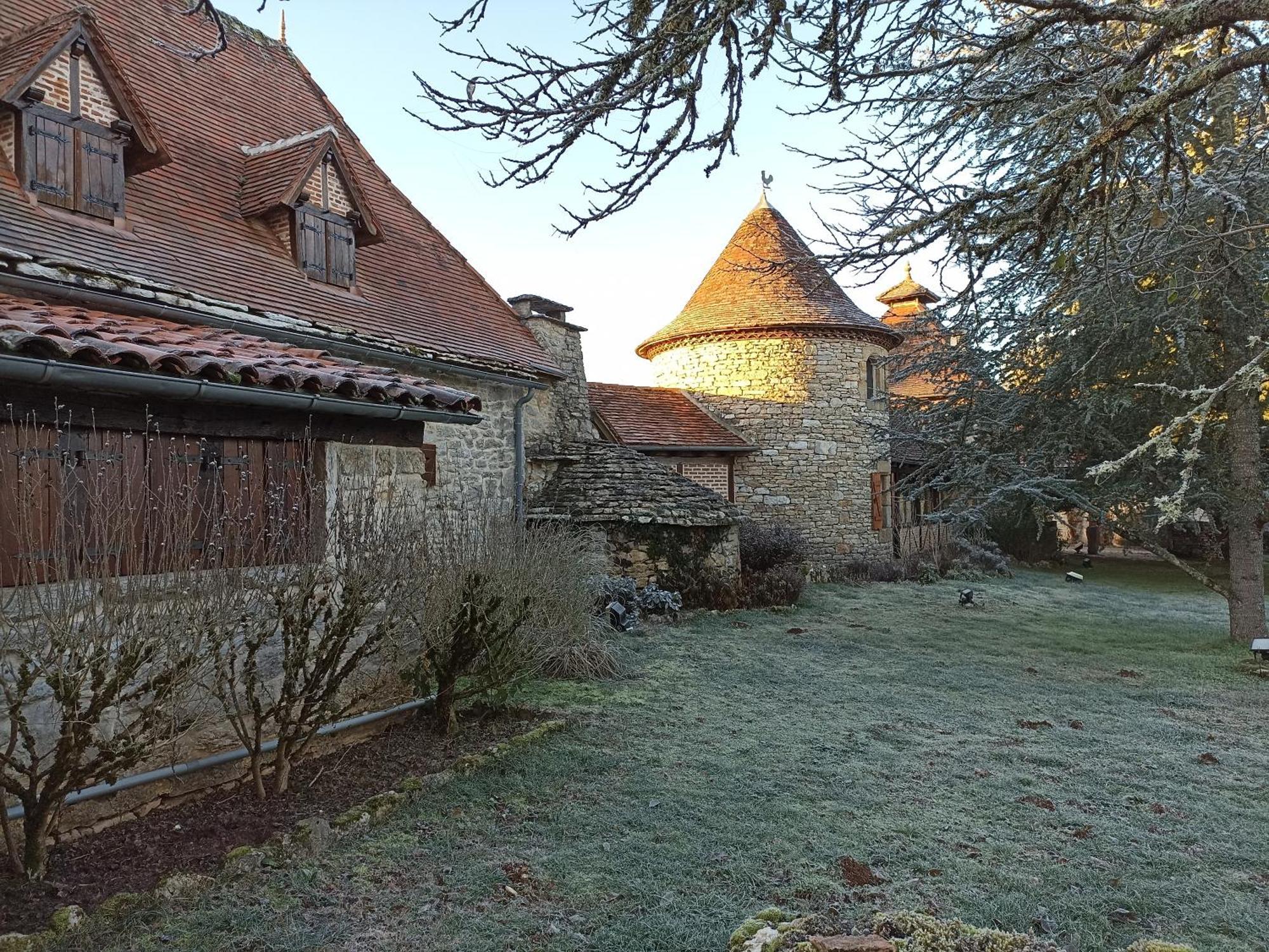 Les Gites Et Chambres D'Hotes Du Mas De Bouzou Grèzes Exterior foto